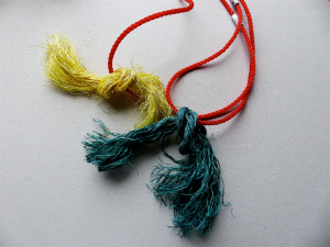 Figure 8 Flotsam necklace4