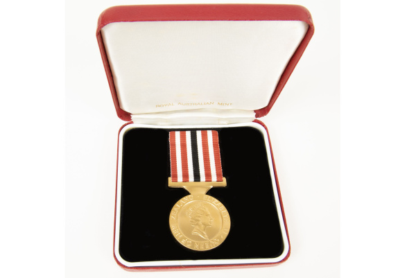 Medal in Box2